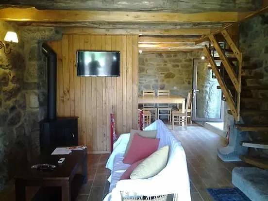 Casa Da Corga Farm stay Portela (Viana do Castelo)